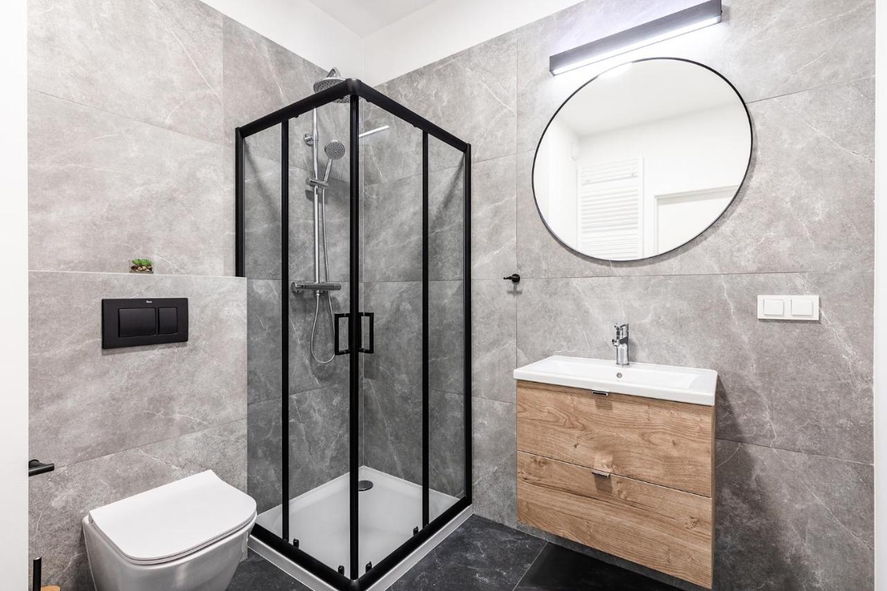 Platinum Apartments Varşovia Exterior foto